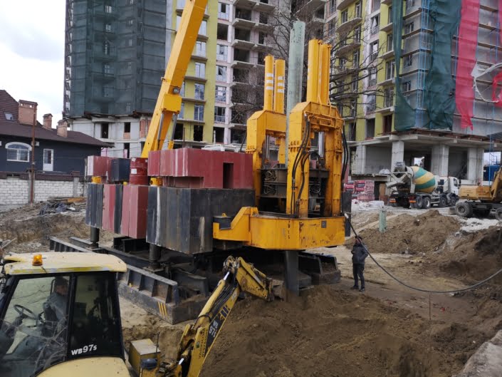 Piloți prefabricați din beton
